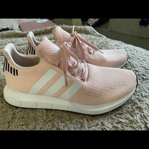 NWOT Light pink Adidas sneakers size 8